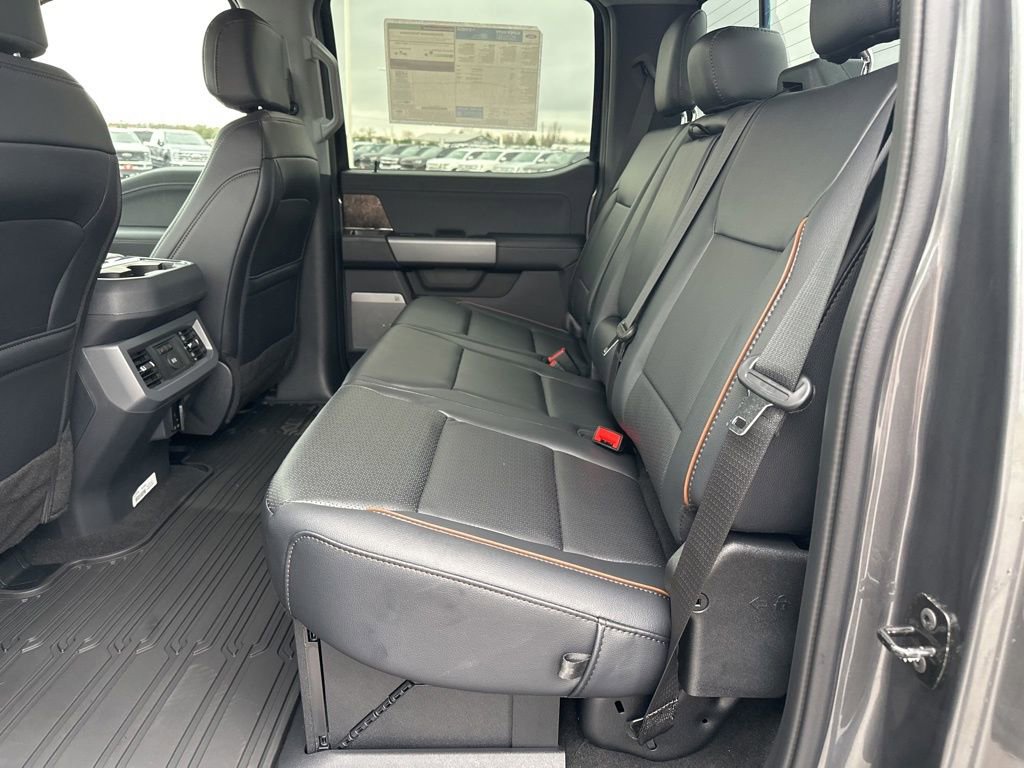 New 2026 Ford F250 Lariat w/ Black Appearance Package image 36
