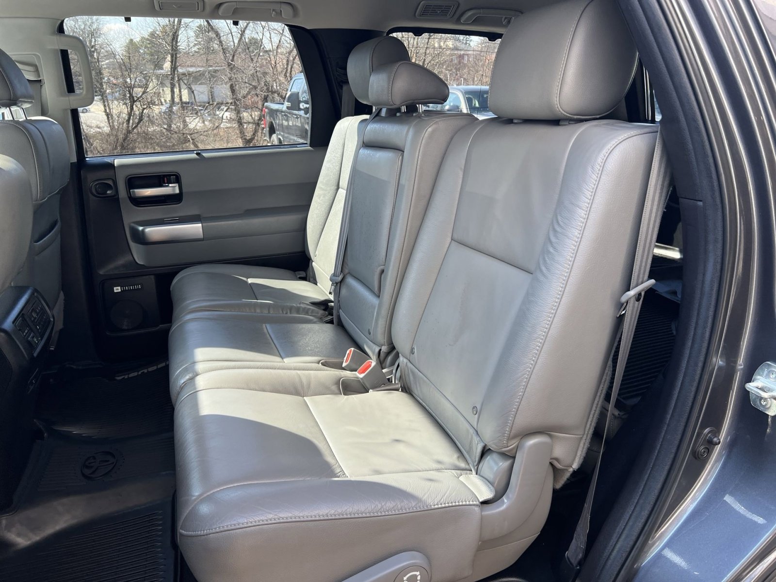 Used 2020 Toyota Sequoia Limited w/ Safety & Convenience Package image 25