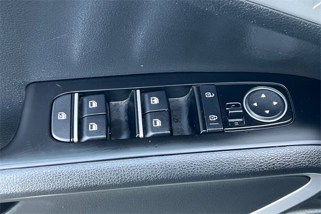 Used 2024 Kia Soul LX w/ Option Group 015 image 15