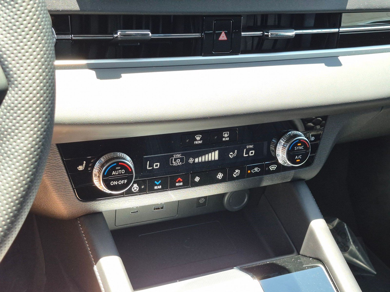 New 2026 Nissan Rogue Platinum AWD/4WD image 18
