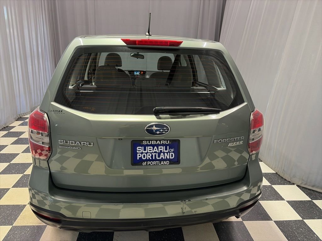 Used 2015 Subaru Forester 2.5i AWD/4WD image 5
