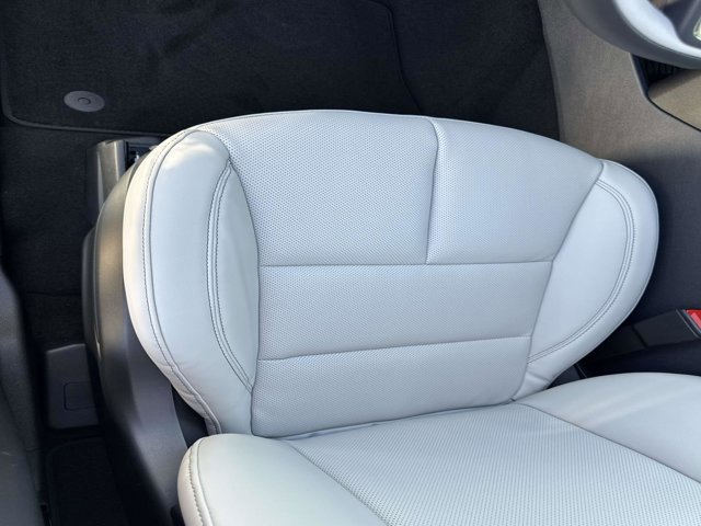 New 2026 Lincoln Aviator 2WD image 12