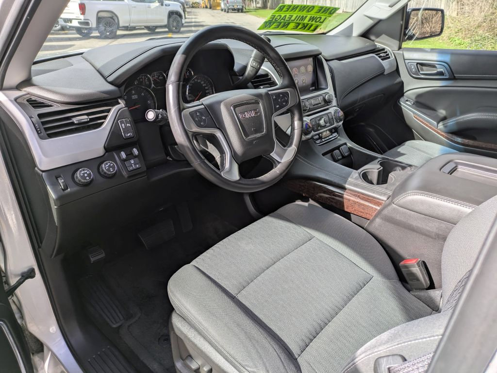 Used 2015 GMC Yukon XL SLE w/ Convenience Package image 11