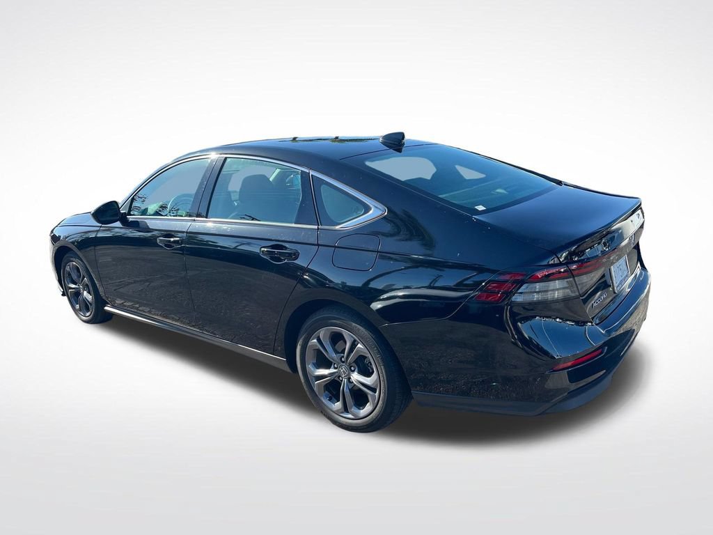 Used 2023 Honda Accord EX image 3