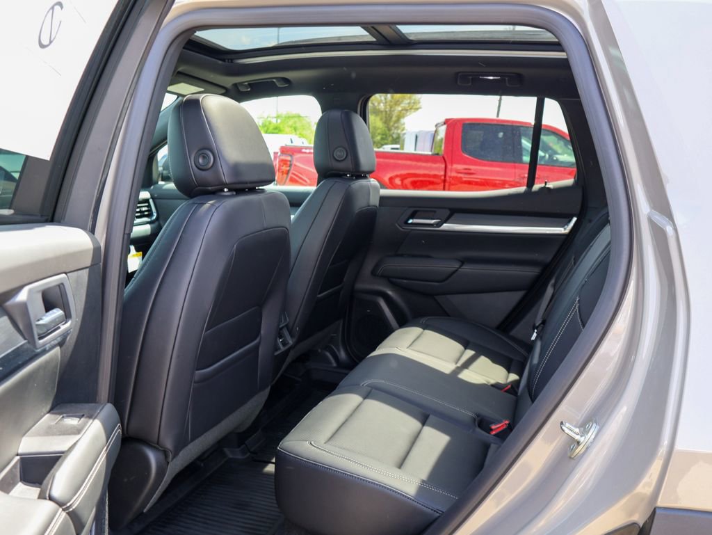 New 2026 GMC Terrain Elevation w/ Elevation Premium Package image 11