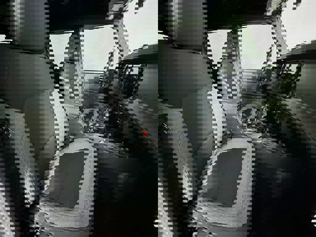 New 2025 Ford Bronco Big Bend image 15