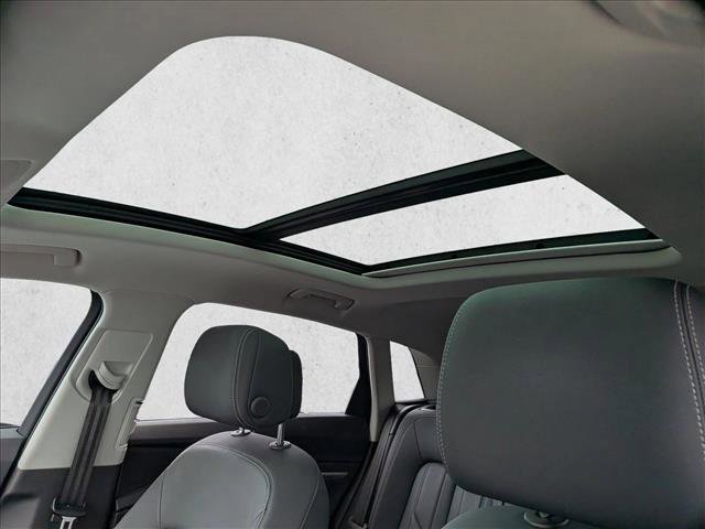 Used 2024 Audi Q8 e-tron Premium Plus w/ Premium Plus Package image 12