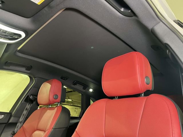 New 2026 Porsche Macan AWD/4WD image 19