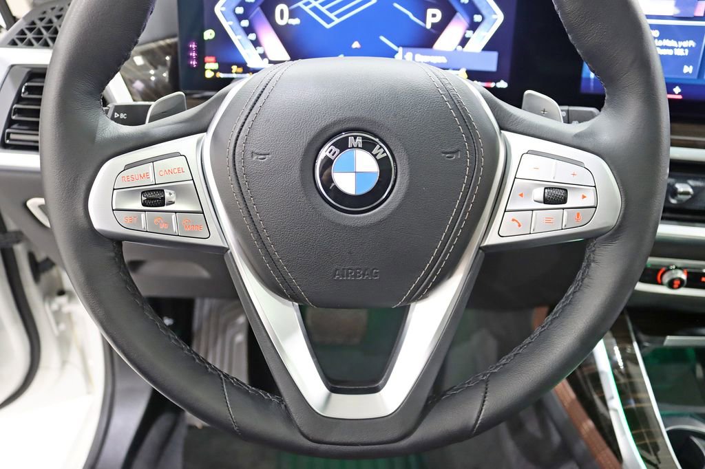 Used 2024 BMW X7 xDrive40i image 15