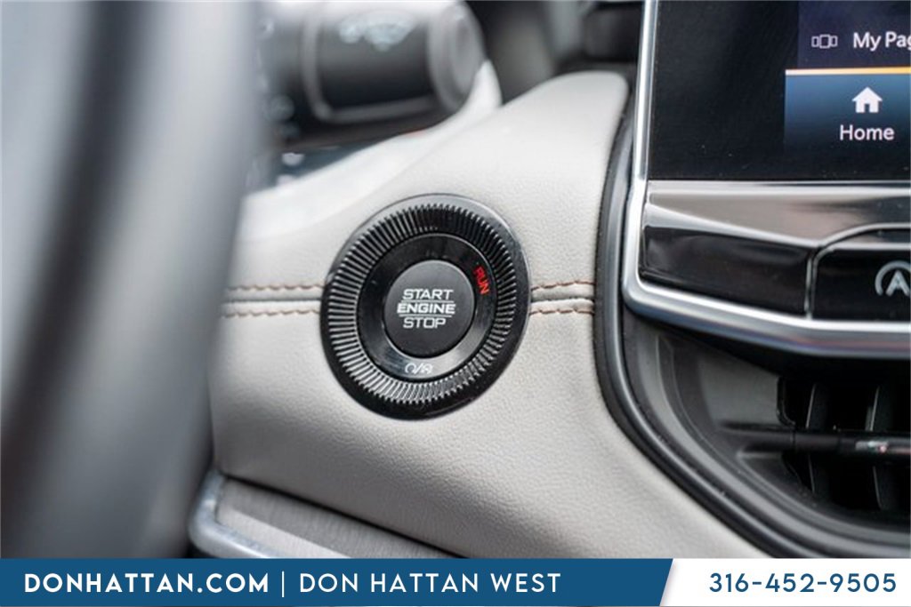 Used 2022 Jeep Compass Limited image 12