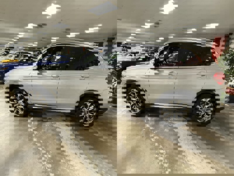 Used 2019 BMW X3 sDrive30i image 5