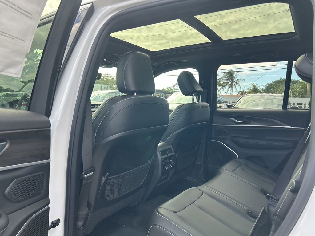 New 2026 Jeep Grand Cherokee Limited image 33