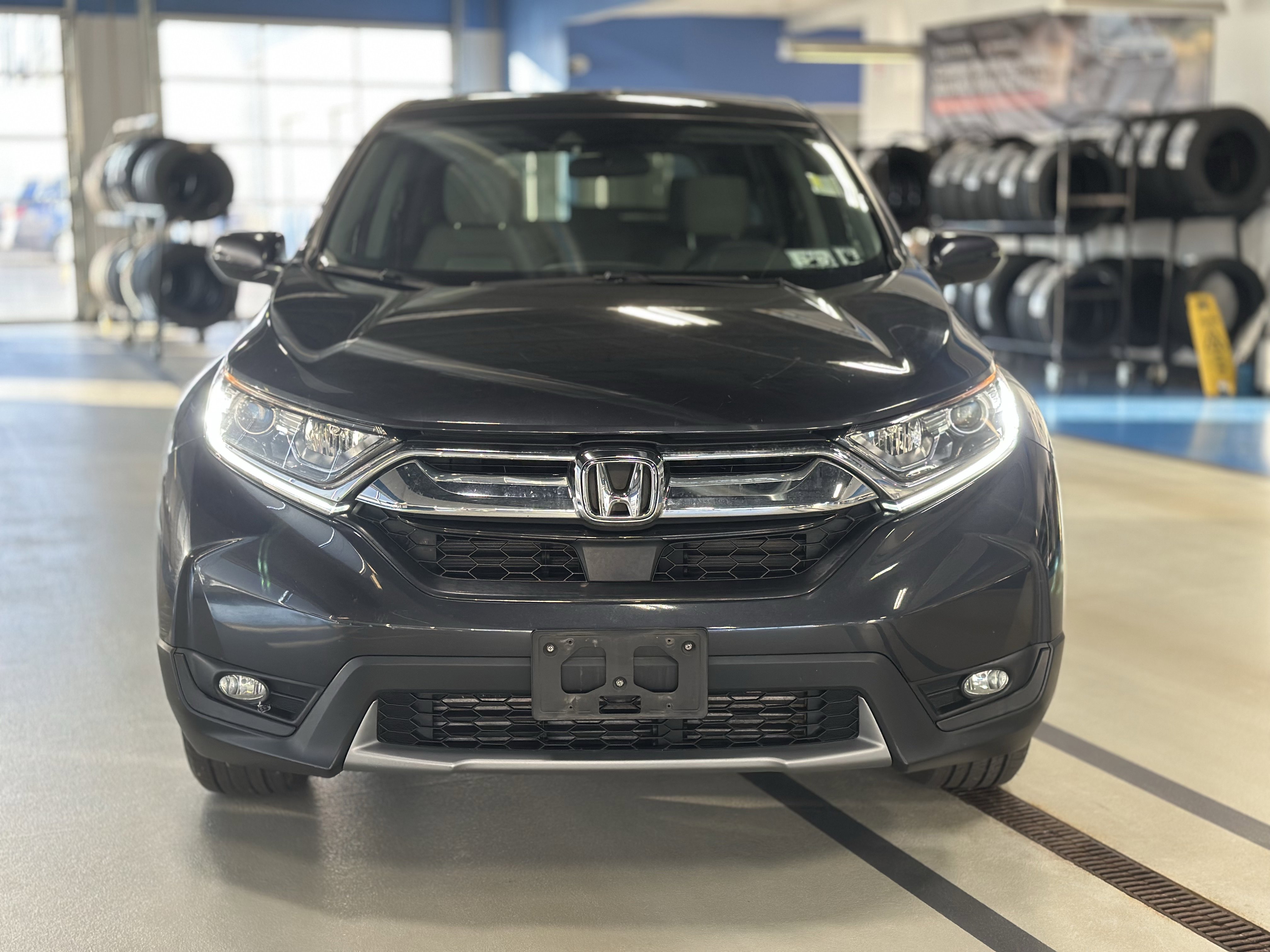 Used 2019 Honda CR-V EX image 2