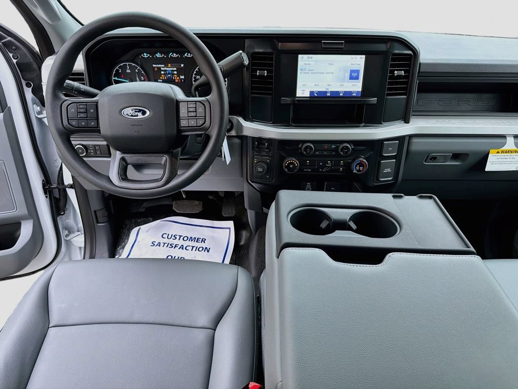 New 2026 Ford F550 4x4 Crew Cab image 24