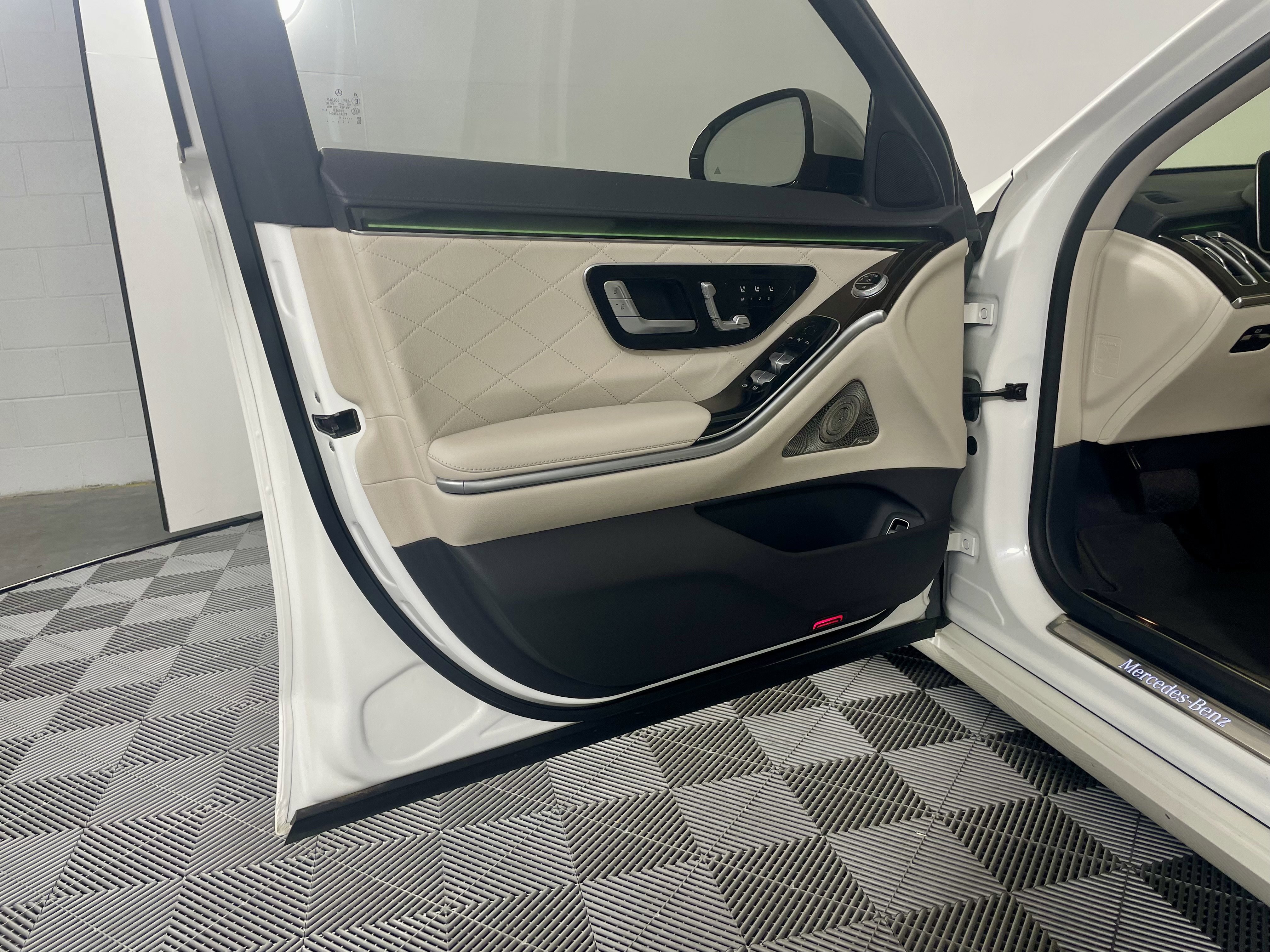 Used 2021 Mercedes-Benz S 580 S 580 image 13