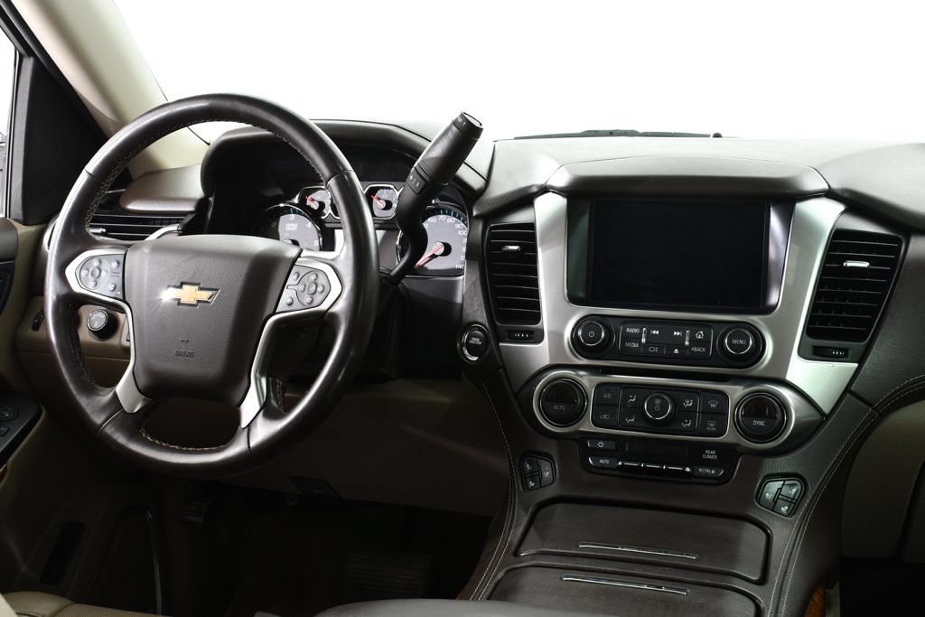 Used 2018 Chevrolet Suburban Premier AWD/4WD image 8