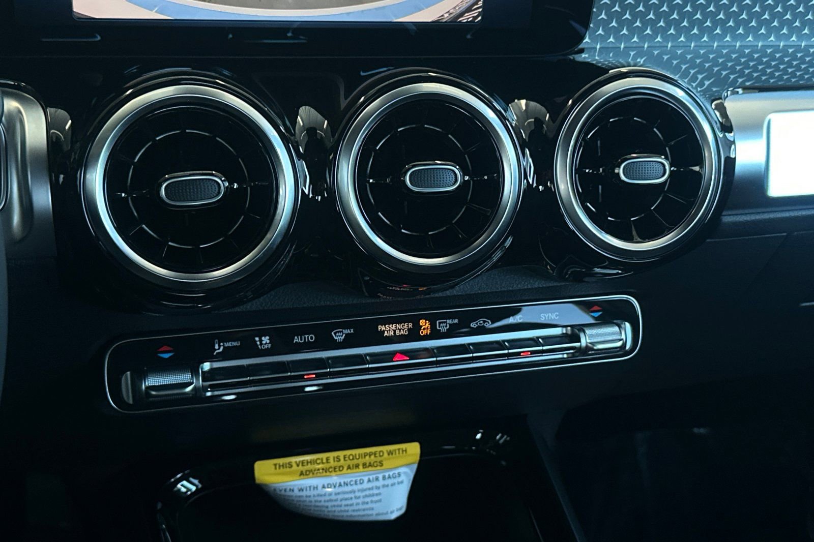 Certified 2026 Mercedes-Benz GLB 250 image 20