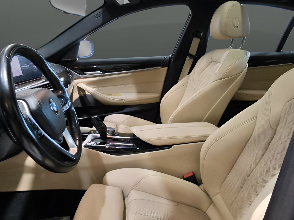 Used 2023 BMW 530i xDrive w/ M Sport Package AWD/4WD image 19