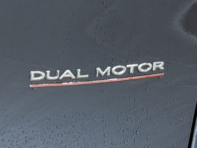 Used 2022 Tesla Model Y Performance image 10