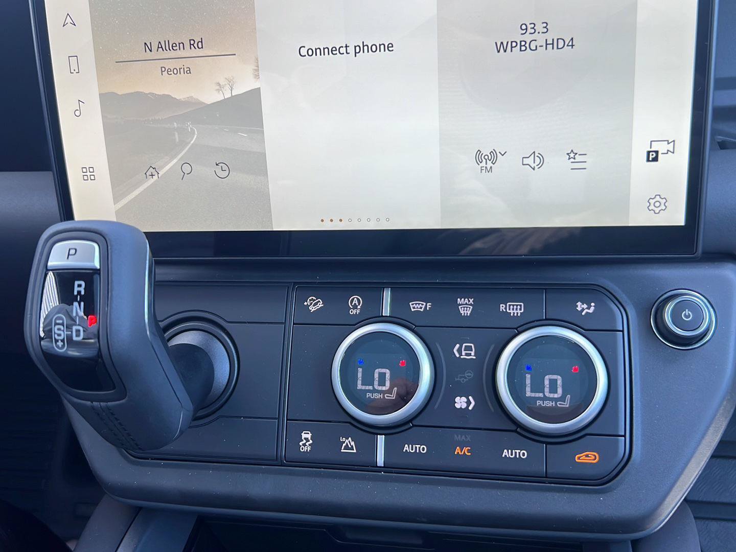 New 2026 Land Rover Defender 110 S AWD/4WD image 15