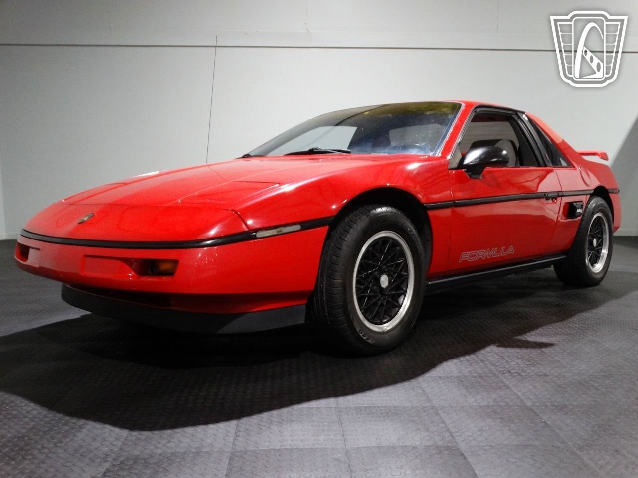 Used 1988 Pontiac Fiero image 6