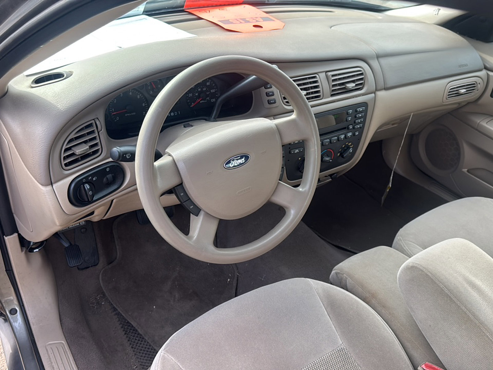 Used 2004 Ford Taurus SES image 6
