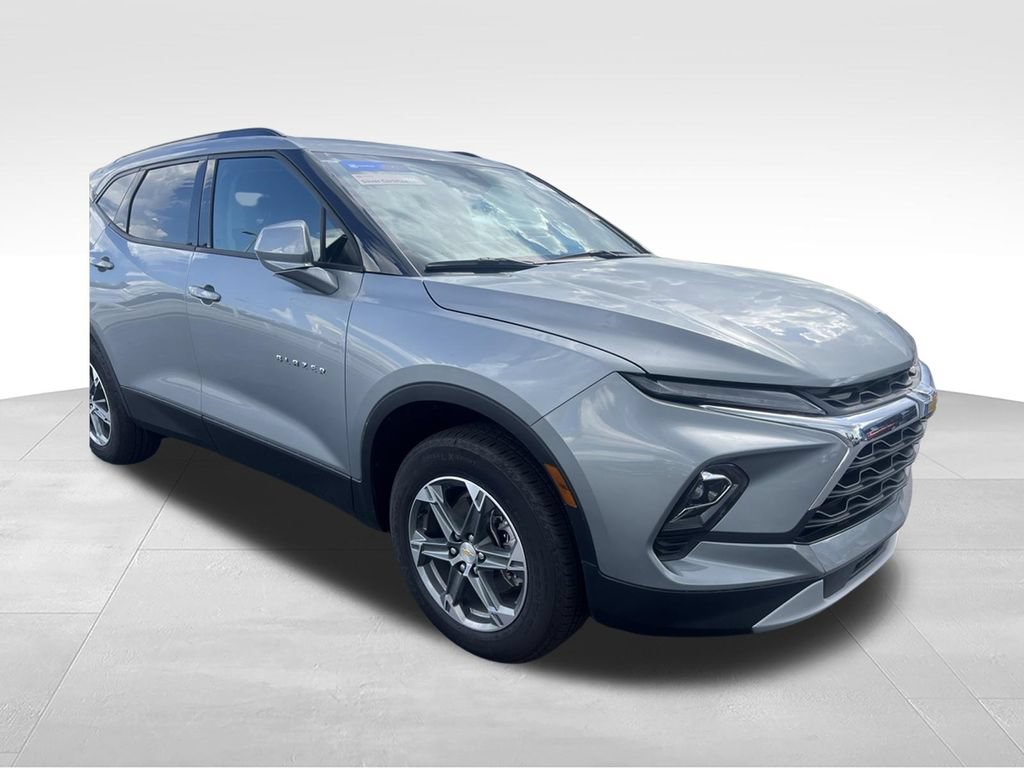 Used 2024 Chevrolet Blazer LT w/ Convenience Package FWD image 18