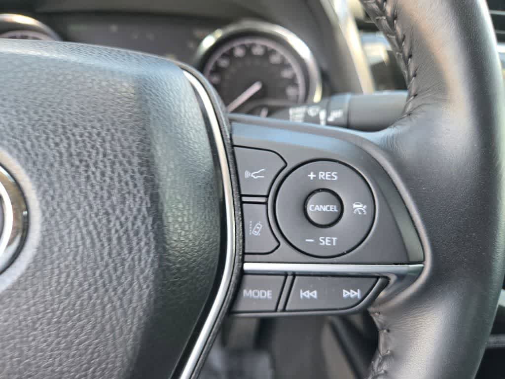 Used 2019 Toyota Camry XLE w/ Carpet Mat Package FWD image 20