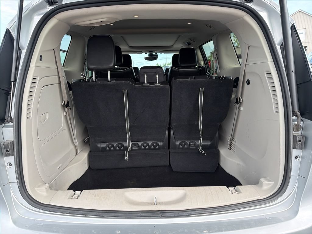 Used 2023 Chrysler Pacifica Limited FWD image 21