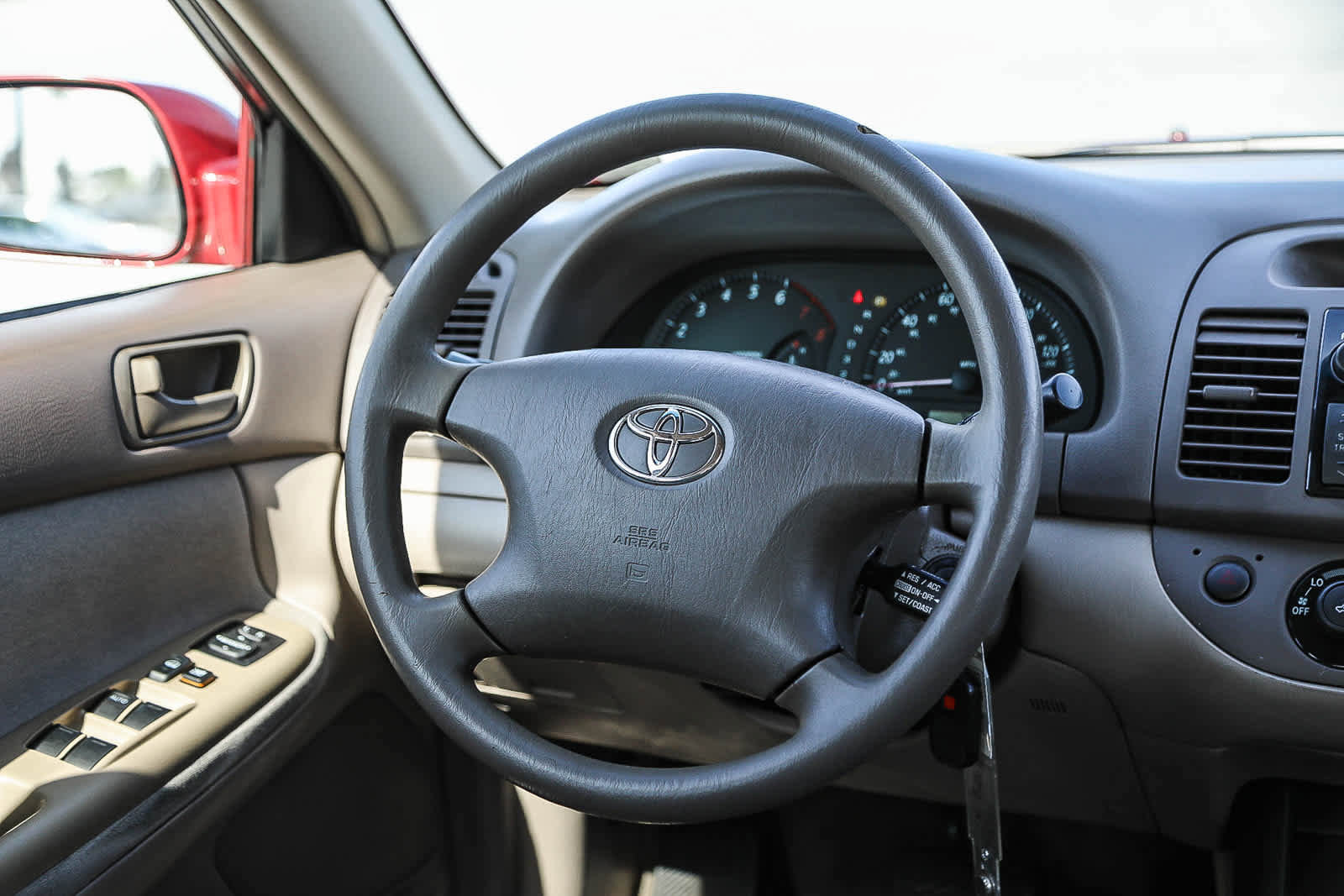 Used 2004 Toyota Camry LE image 14