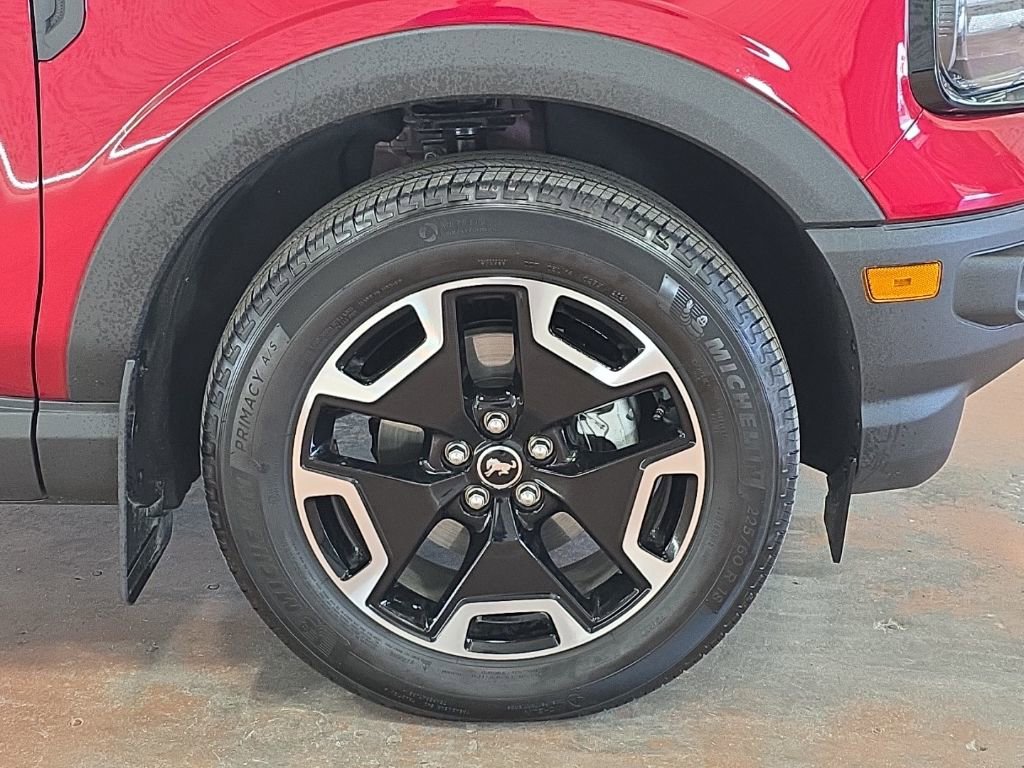 Used 2021 Ford Bronco Sport Outer Banks image 8