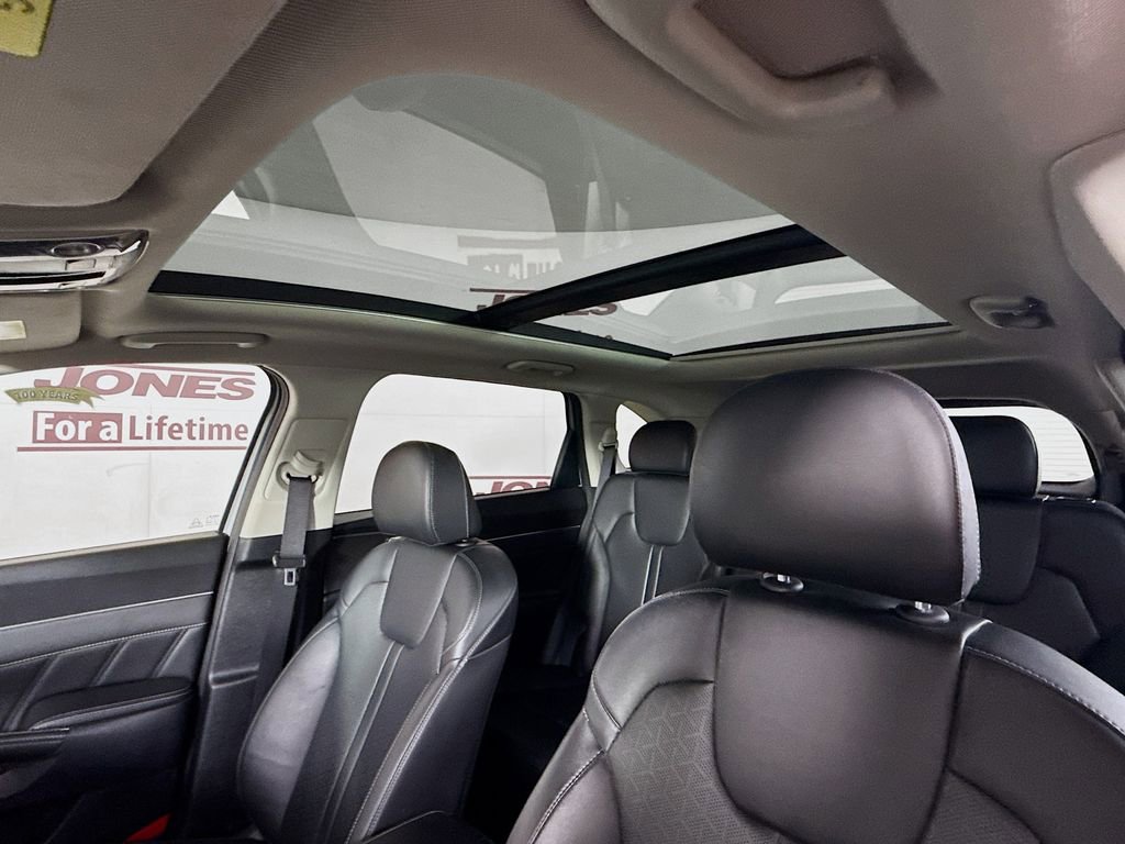 Used 2023 Kia Sorento SX image 12