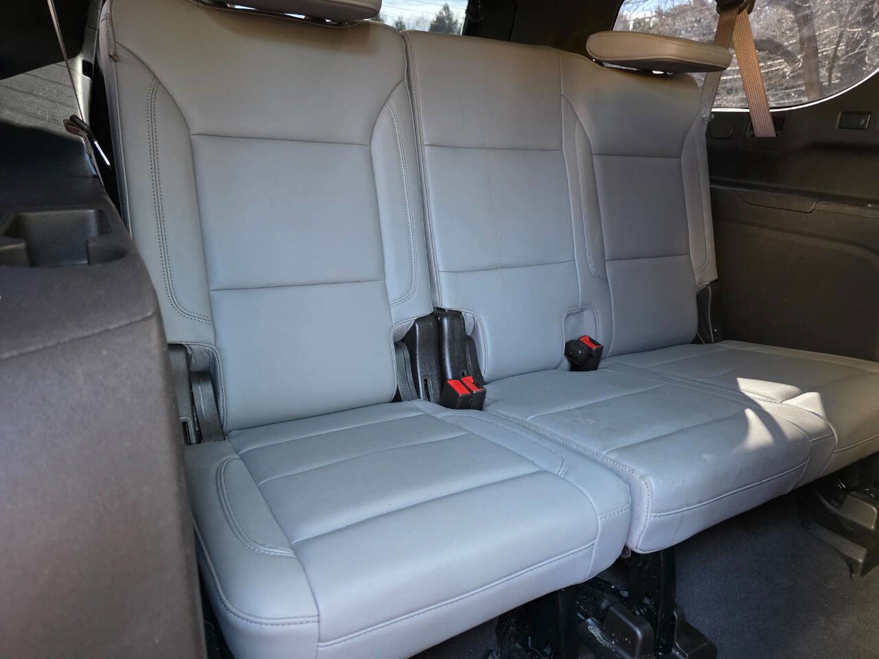 Used 2021 Chevrolet Suburban LT RWD image 33