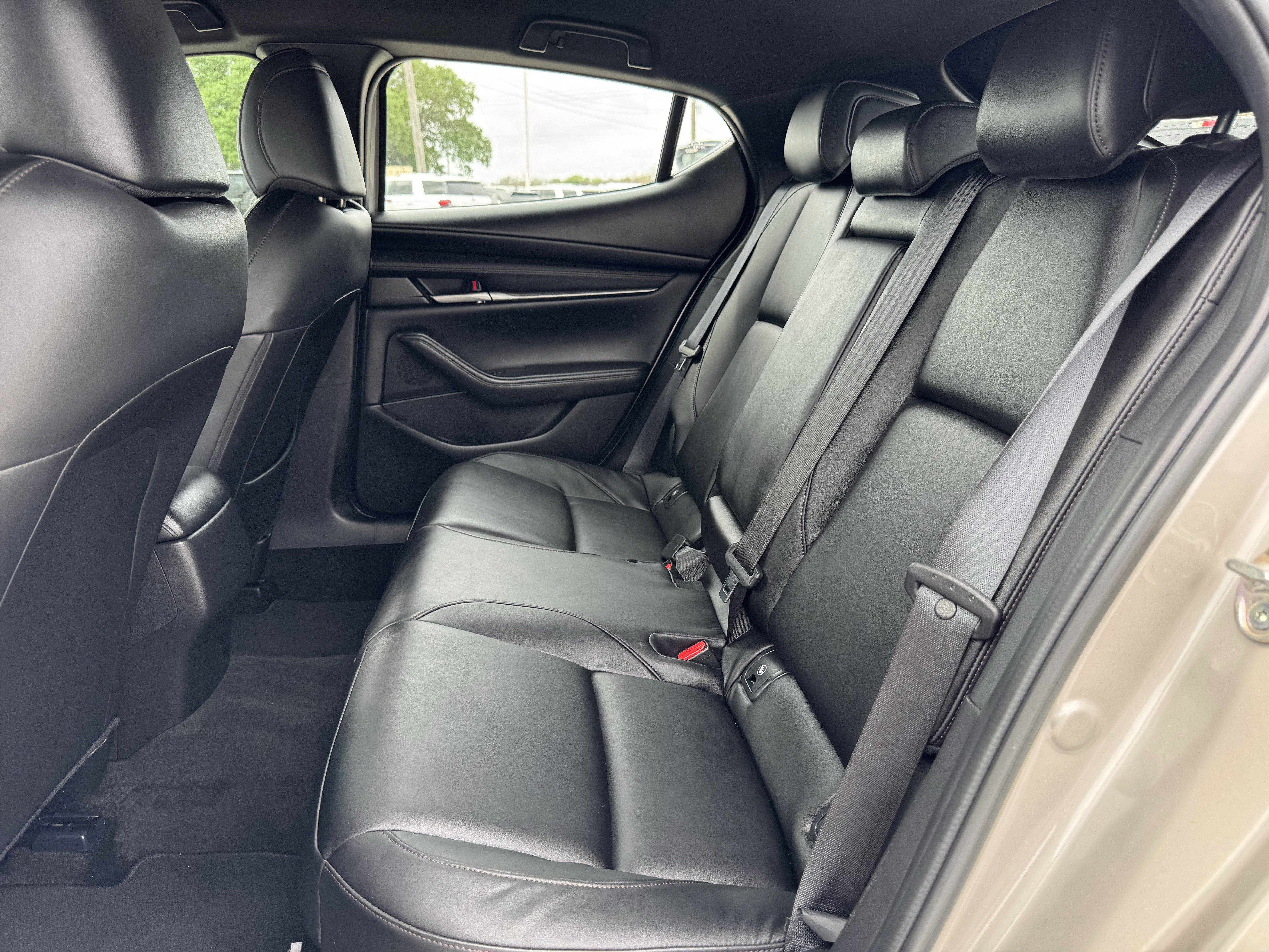 Used 2024 MAZDA MAZDA3 s image 30