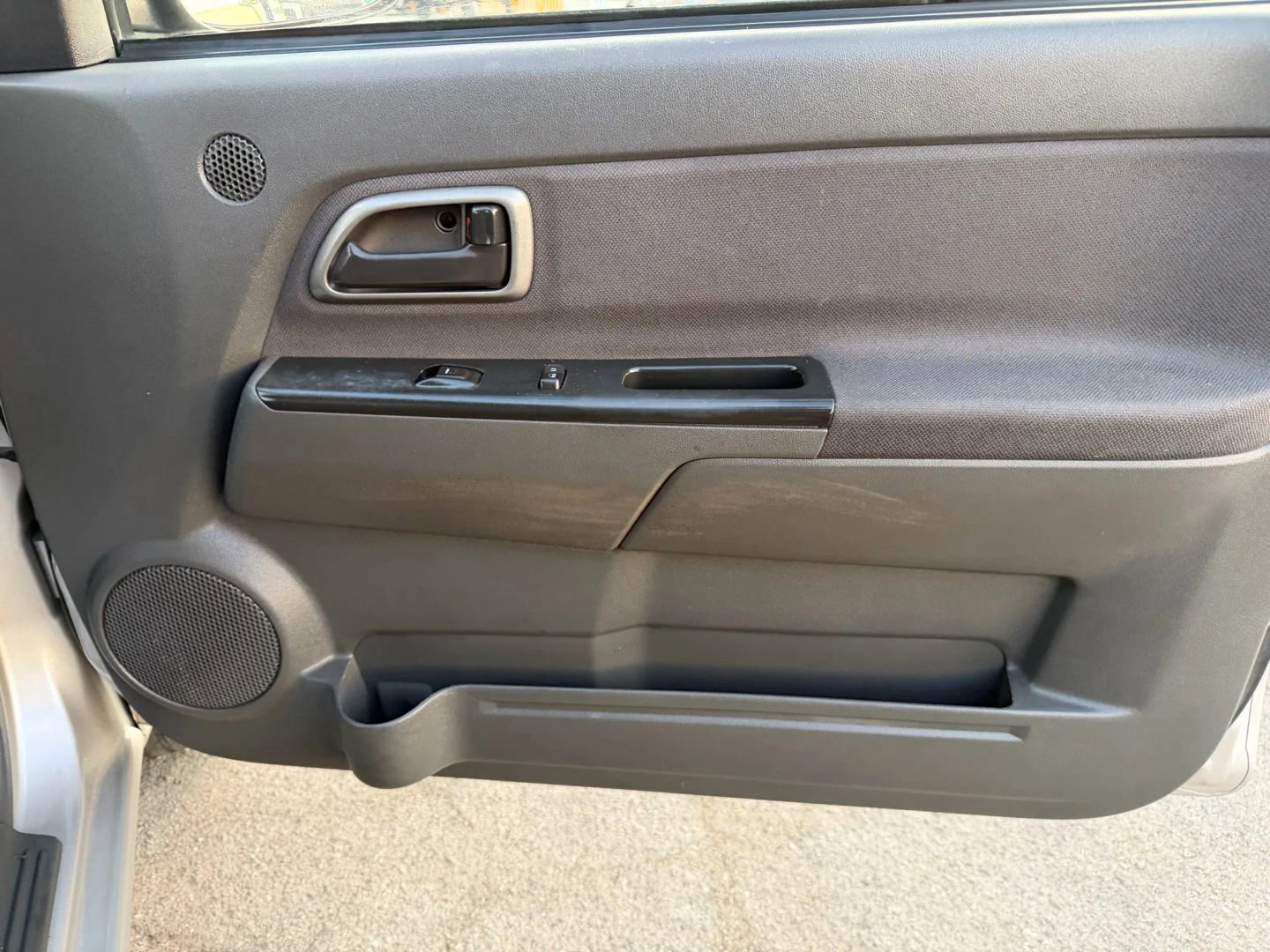 Used 2005 Chevrolet Colorado LS w/ Power Convenience Package image 12