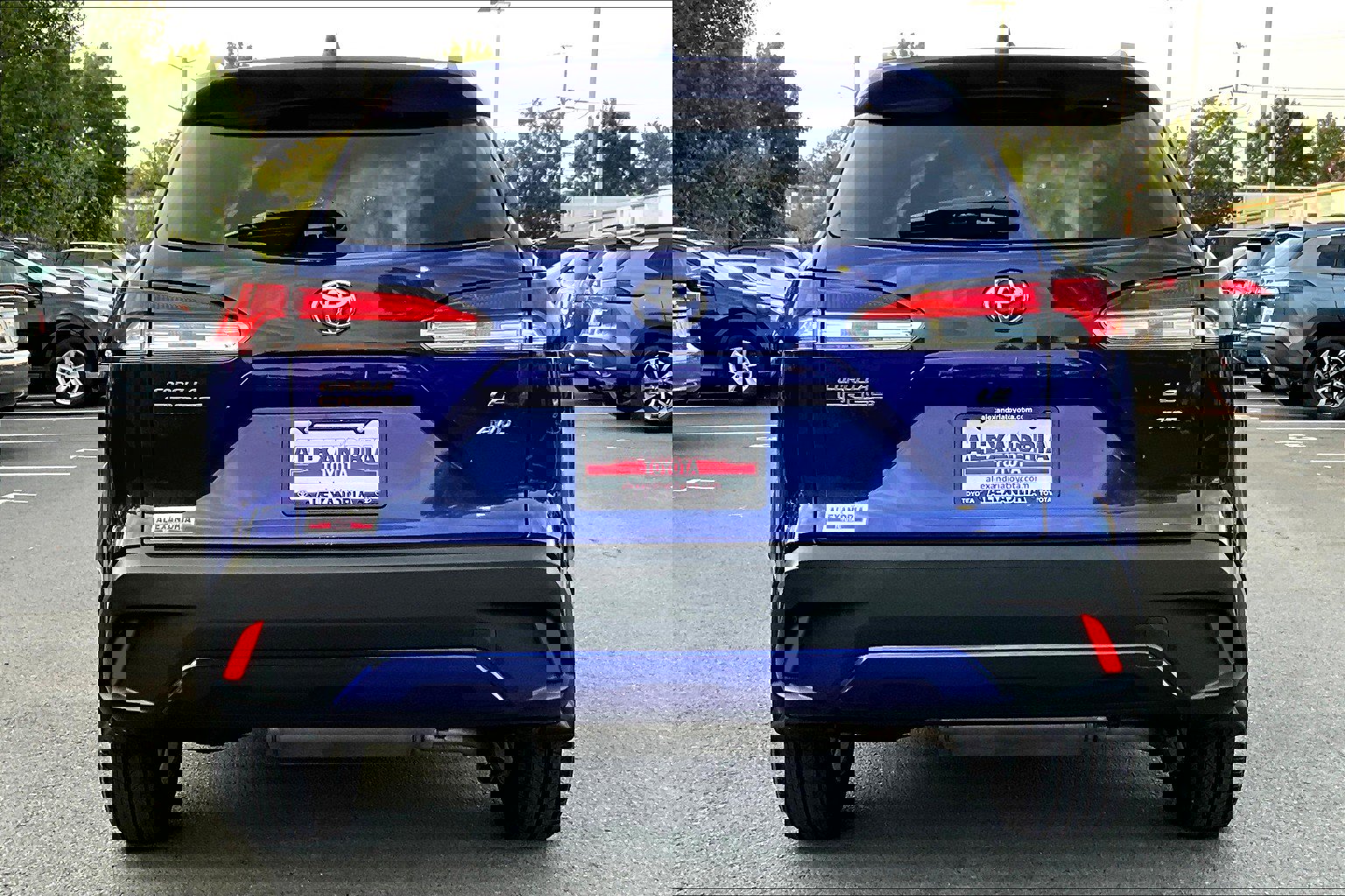 Used 2022 Toyota Corolla Cross LE image 4