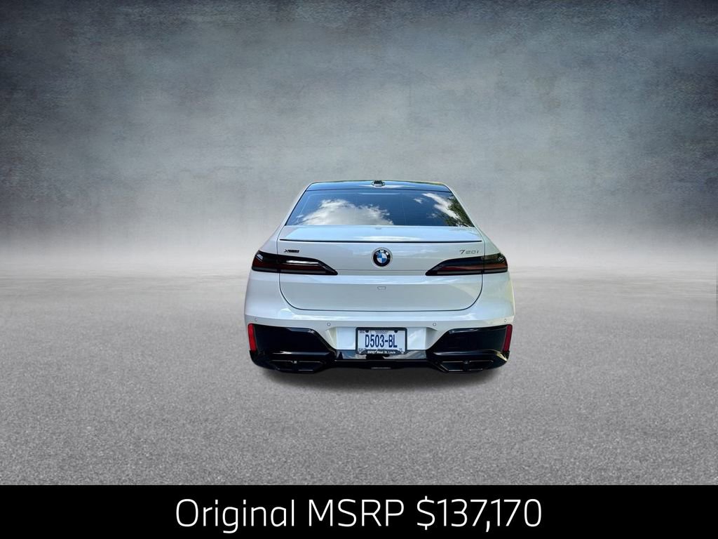 Used 2025 BMW 760i xDrive 760i xDrive w/ Executive Package image 9