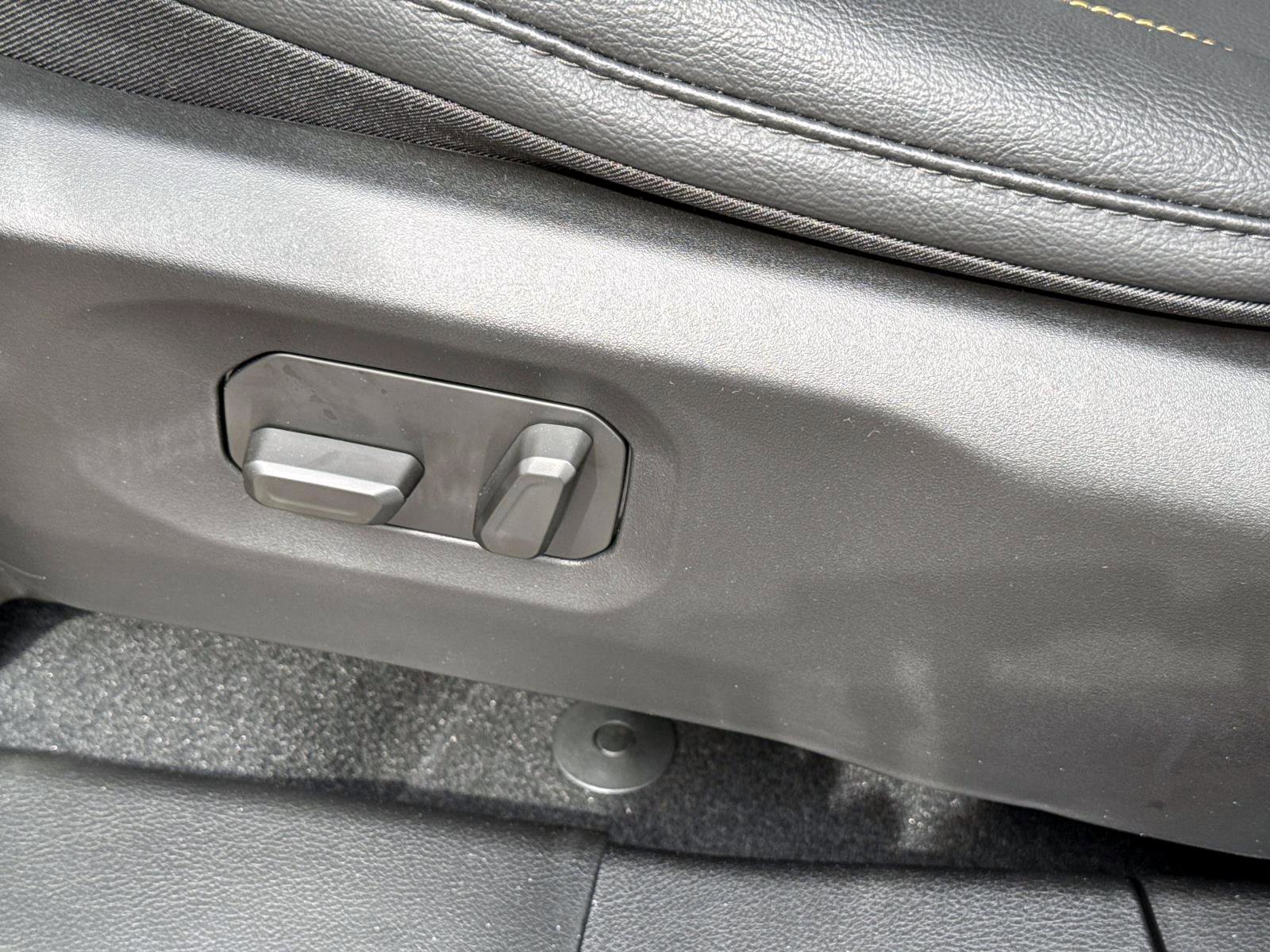 New 2026 Jeep Wrangler Unlimited Sahara image 11