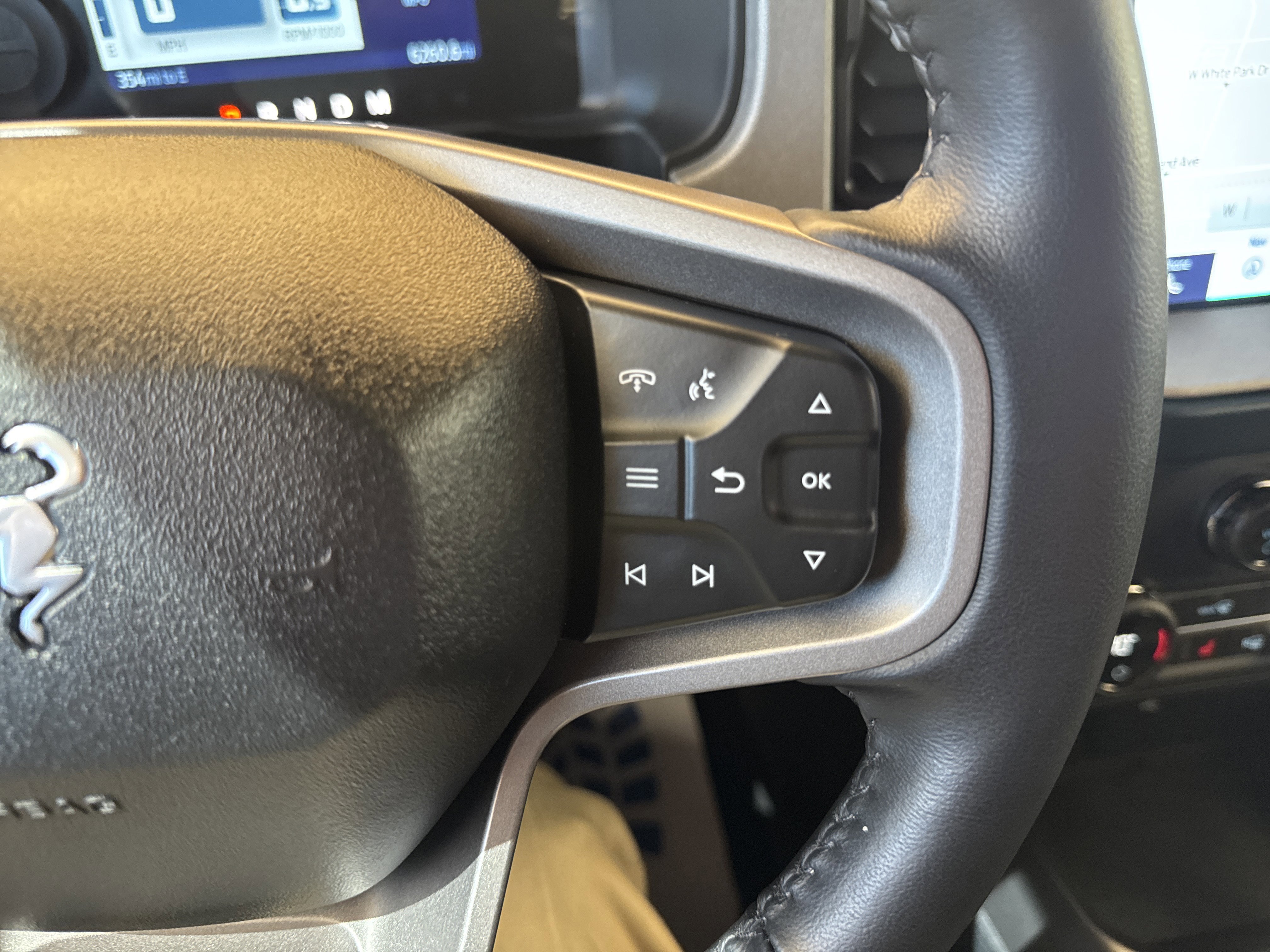 Used 2024 Ford Bronco Outer Banks image 29