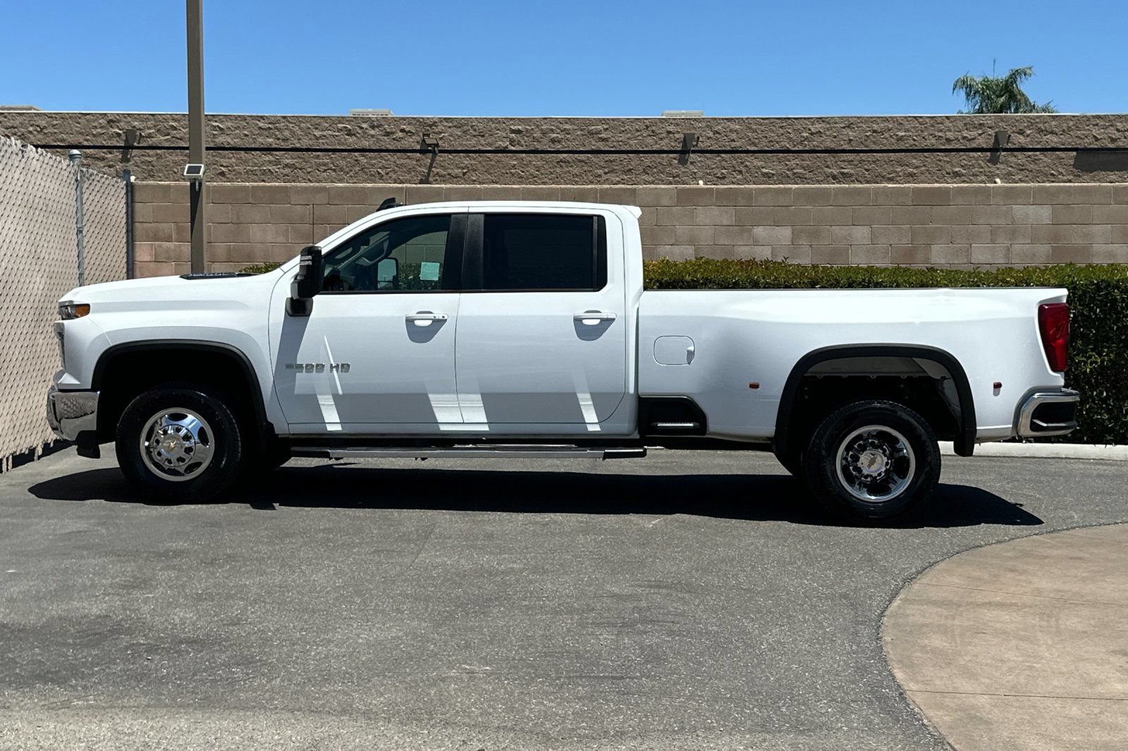 Certified 2024 Chevrolet Silverado 3500 LT w/ Convenience Package RWD image 7