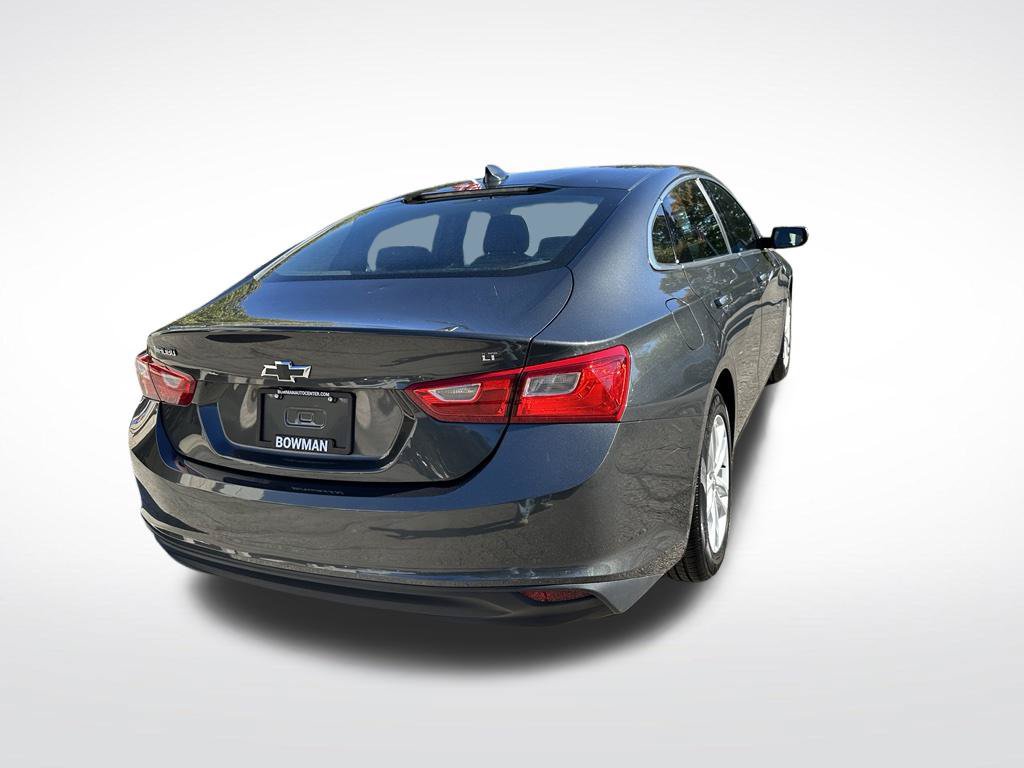 Used 2016 Chevrolet Malibu LT w/ Leather Package FWD image 8