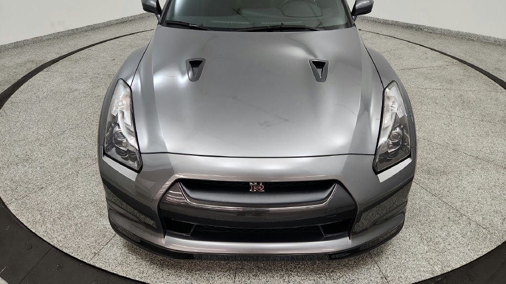 Used 2009 Nissan GT-R Premium AWD/4WD image 12