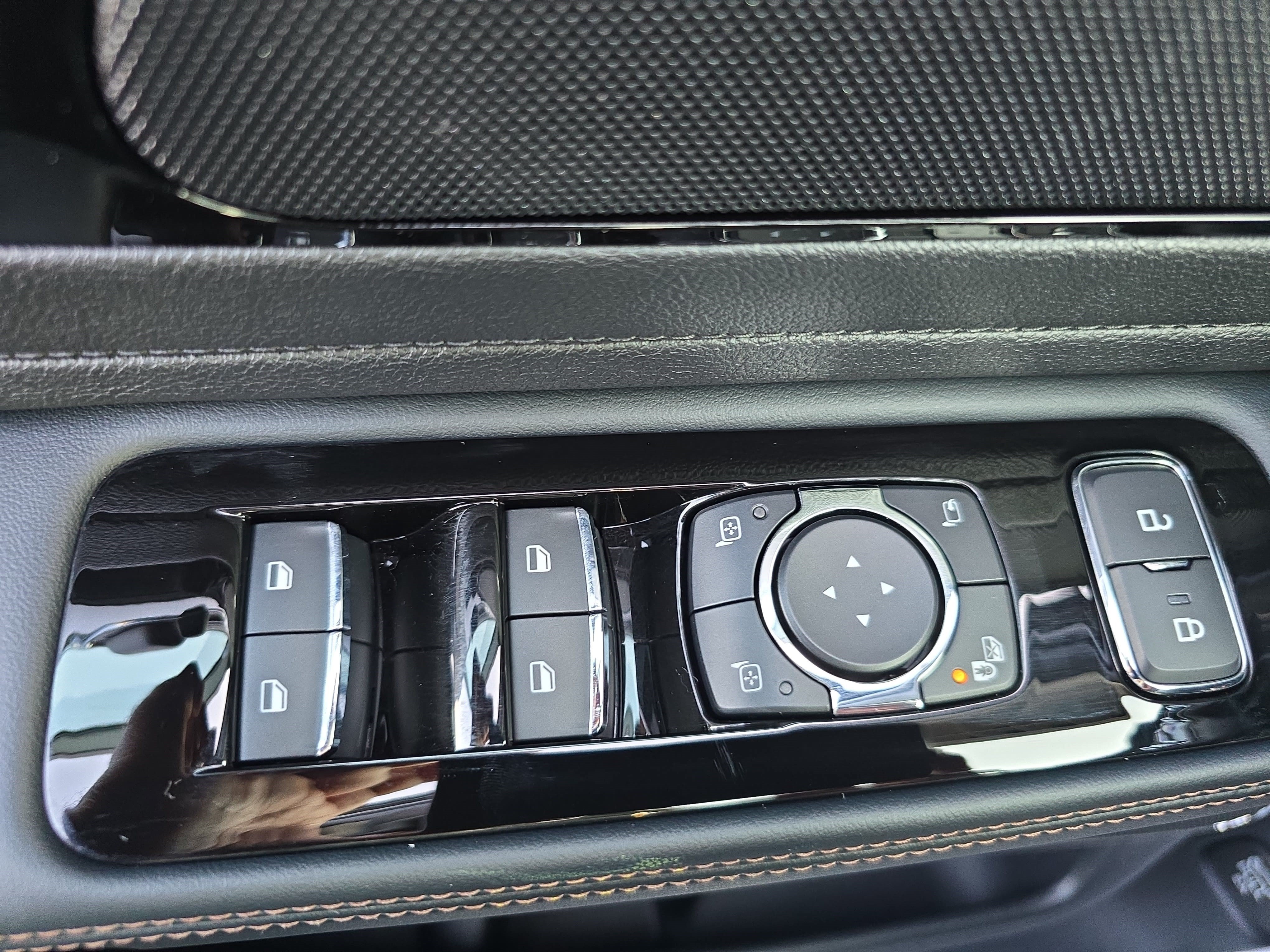 New 2026 Lincoln Aviator 2WD image 29