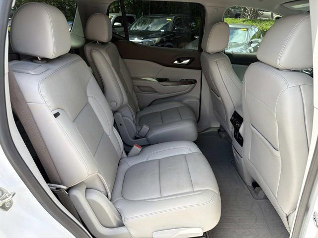 Used 2022 GMC Acadia SLT w/ Technology Package image 20