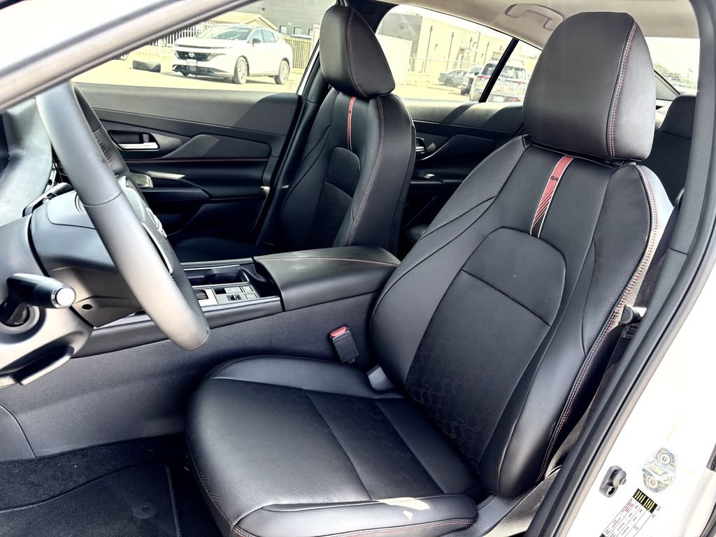 New 2027 Nissan Sentra SR w/ SR Premium Package FWD image 25