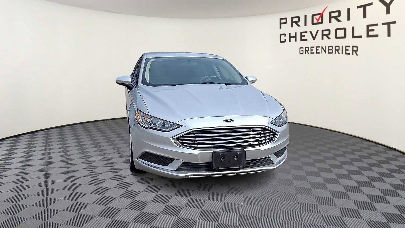 Used 2018 Ford Fusion S image 3