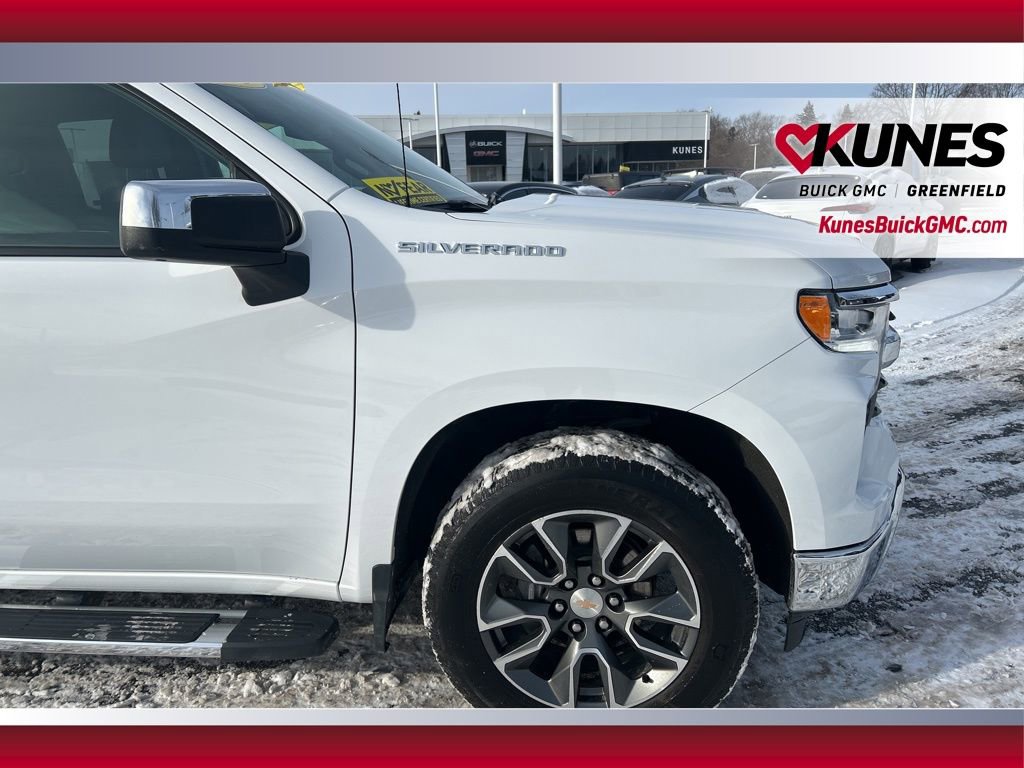 Used 2025 Chevrolet Silverado 1500 LT w/ Leather Package image 8
