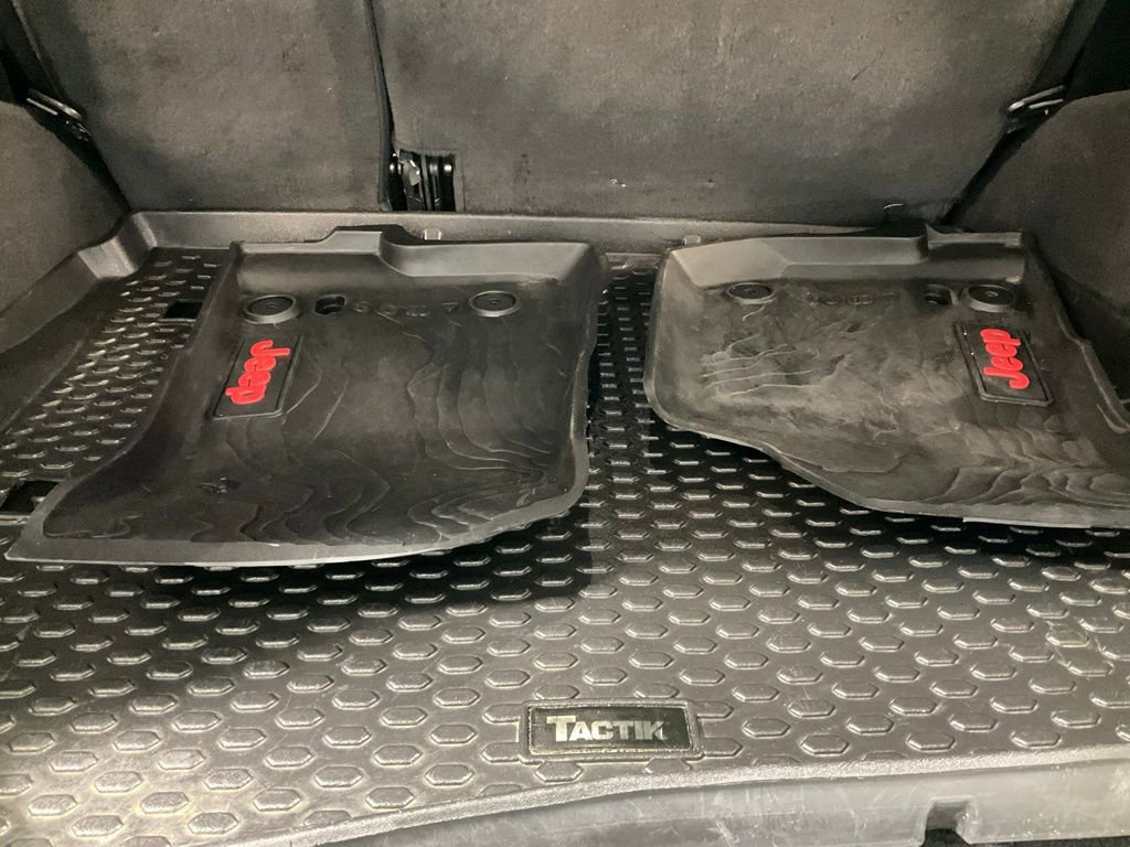 Used 2021 Jeep Wrangler Unlimited Sport image 23