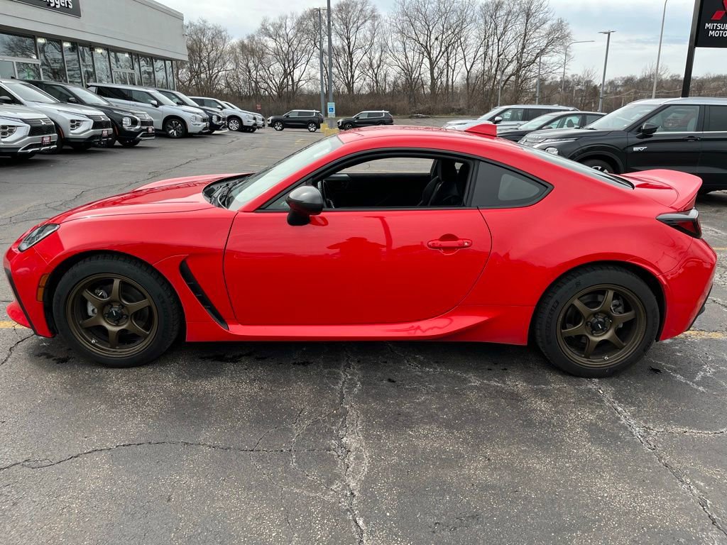 Used 2023 Toyota GR86 Premium w/ ALL Weather Mat Package (TMS) image 4