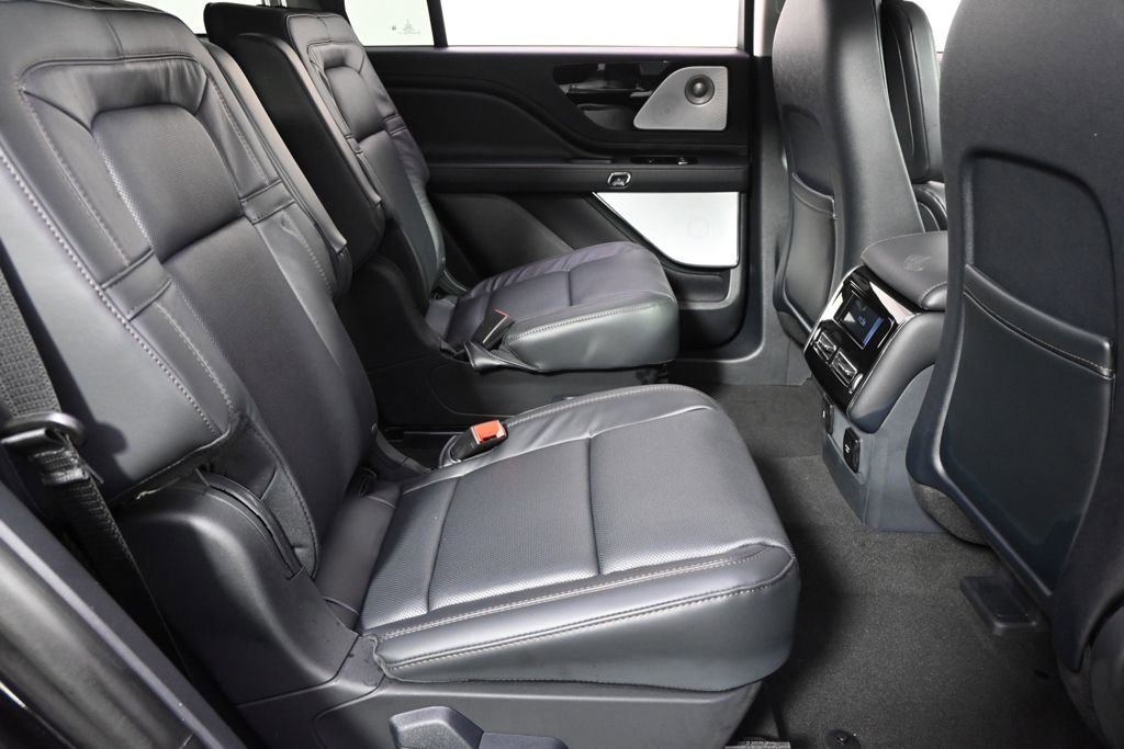 New 2026 Lincoln Aviator Reserve image 18